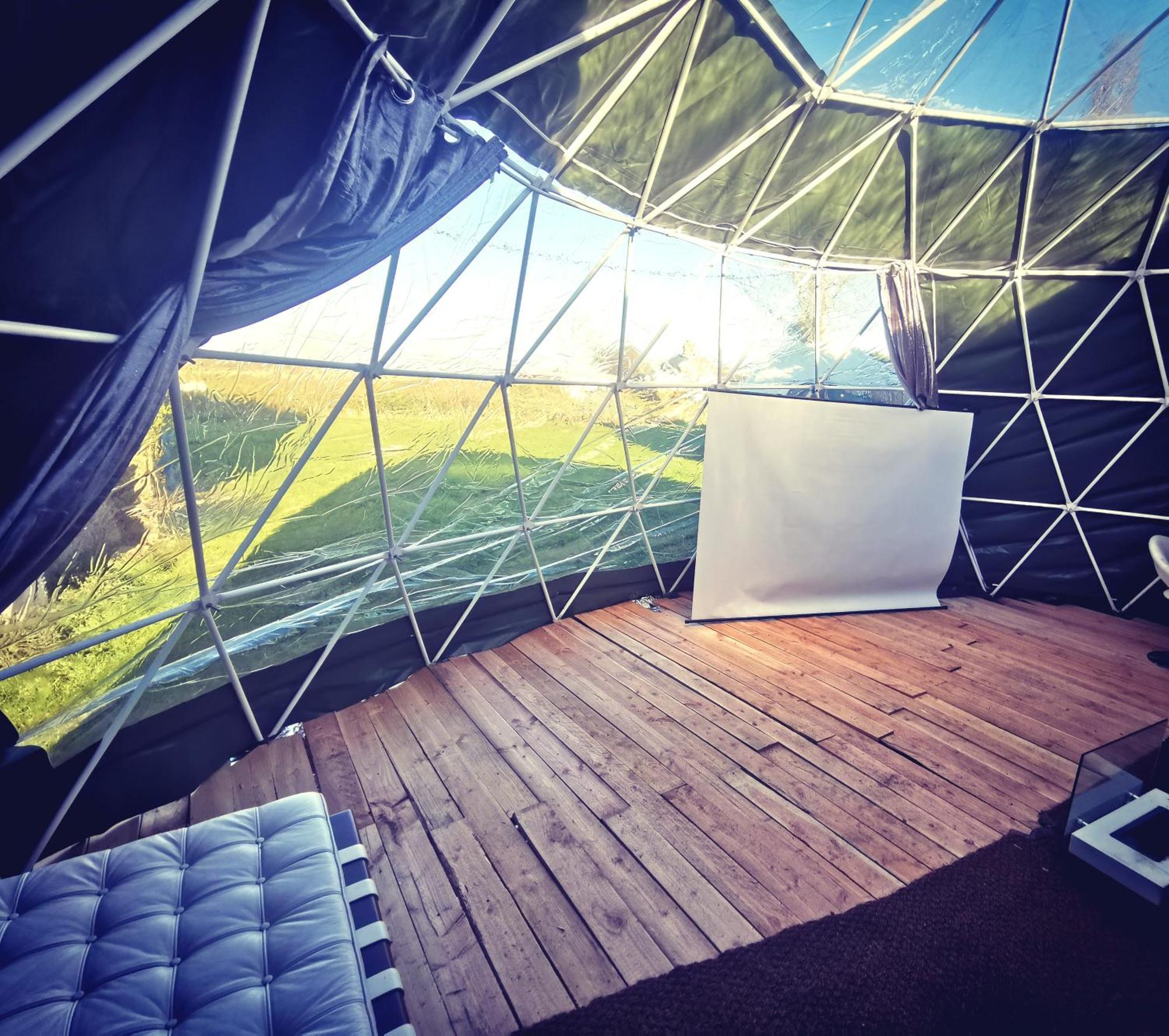 Lincoln Big Green Dome, Hot Tub, Projector, Firepit Washingborough Exteriör bild